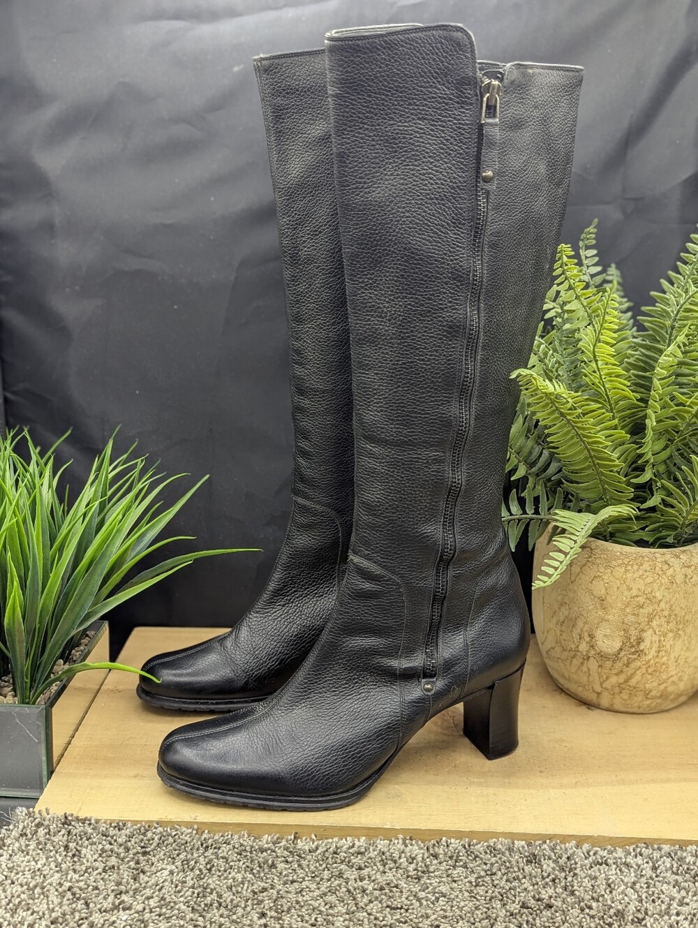 Cole Haan Juli Black Leather Women's Size 8.5B Tall Zip Up Casual Heeled Boots